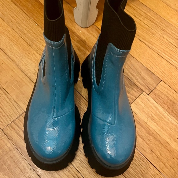 Circus by Sam Edelman Leslie Lug Sole Bootie Size 6.5 - Picture 2 of 8